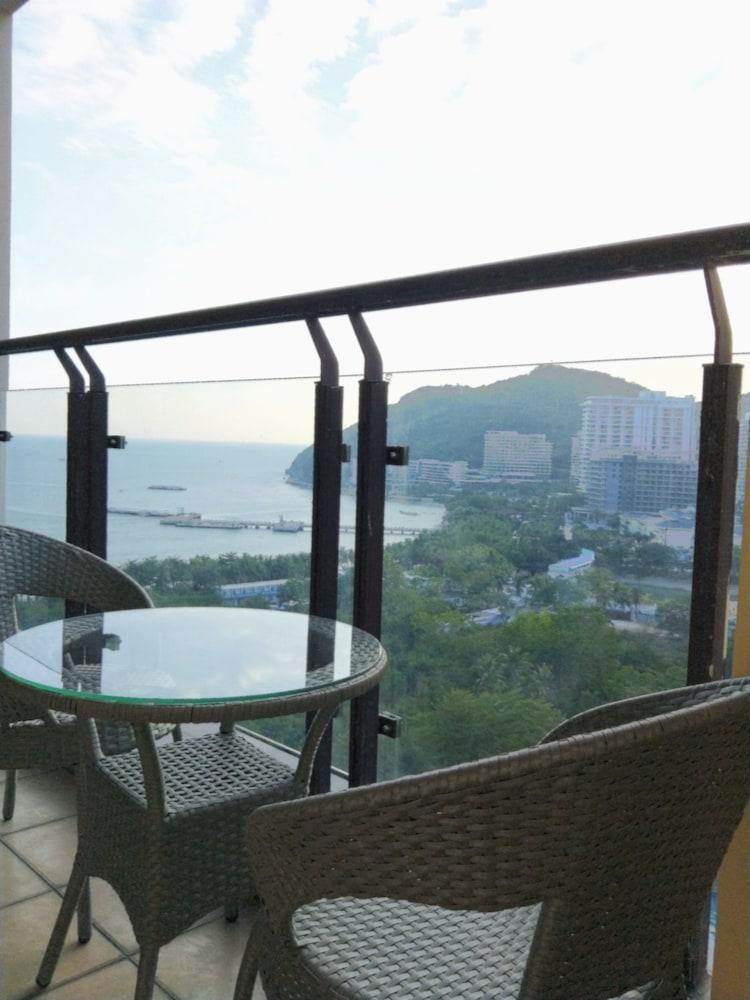 Sanya Baohong Shanghai Huating Boutique Hotel Exterior photo